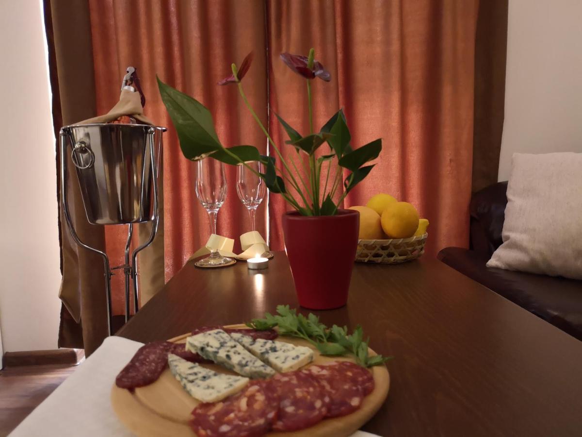 Izvor Hotel "Изворъ" Shipot Exteriör bild
